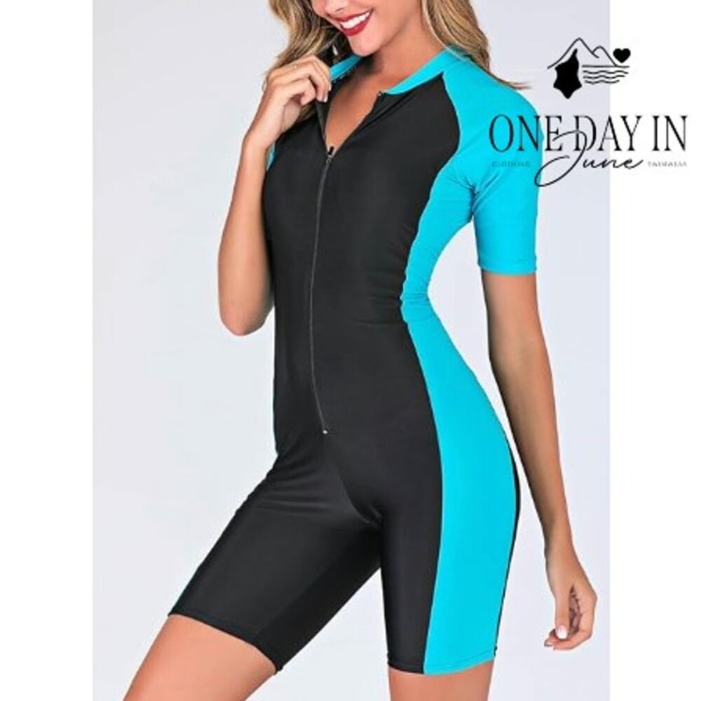 CharmLeaks Rashguard One Piece Swimsuit Size XL